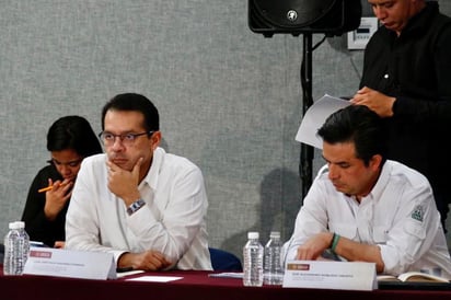 Se registra el director general del ISSSTE como aspirante por Morena a la gubernatura de Oaxaca