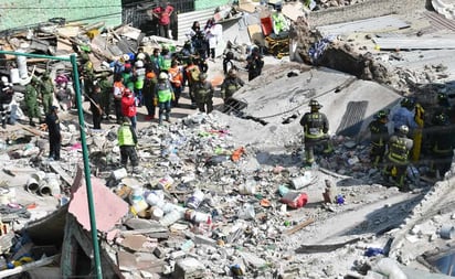 Continúan labores de limpieza tras explosión en la colonia Pensil