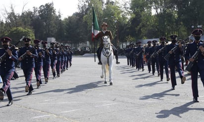 AMLO alista desfile de la Revolución Mexicana