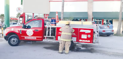 Niños del oriente de Monclova juegan con el 911 de emergencia