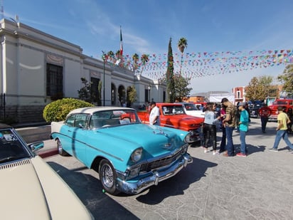 La exhibición de Autos Clásicos 2021 concluye en Cuatro Ciénegas 