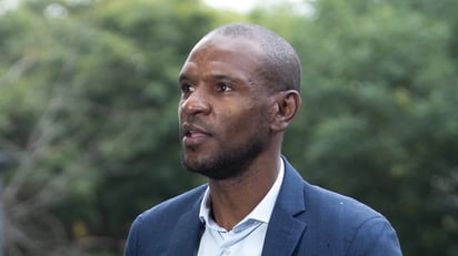 Éric Abidal pide perdón a su mujer tras engañarla con Kheira Hamraoui: ‘Merezco esta humillación’