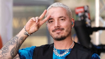 ¿Otra vez? J Balvin es acusado de machista por comentario en foto de su novia