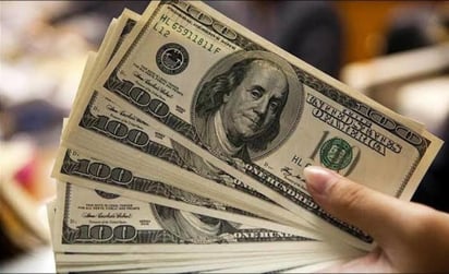 Se perfila 'viernes negro'; dólar se dispara a 22.38 pesos