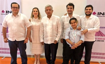 Ellos son los hijos de AMLO