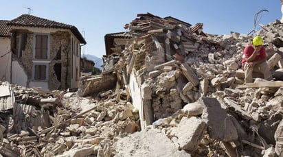 Terremoto en Perú deja por lo pronto un saldo de un niño muerto de tres años