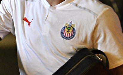 Se van los españoles Chivas; regresan viejos conocidos del equipo