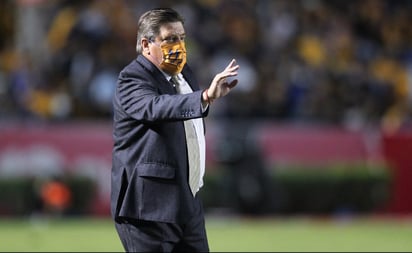 Miguel Herrera el único DT mexicano en semifinales