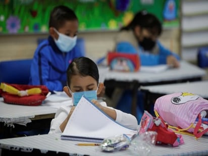 Programa Regreso a Clases Seguro en Coahuila podría dar marcha atrás si cambia el semáforo COVID