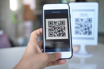 Costa Rica comienza uso de código QR de vacunación para entrar a comercios