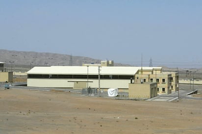 Fuerte explosión cerca de una central nuclear de Irán debido a una prueba de misiles