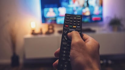 ¿Estas aburrido y no tienes servicio de streaming? Google ofrece más de 300 canales de TV gratis