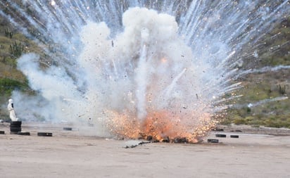 Destruyen cerca de 200 kilos de artículos de pirotecnia en Los Mochis