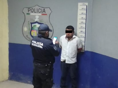 Atrapan a ladrón que irrumpió en barbería de Monclova para robar 