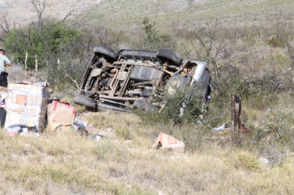 Muere paisano que viajaba como copiloto al volcar en la muralla de Saltillo