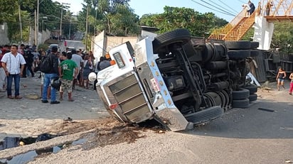 Guatemala decreta tres días de duelo por las víctimas de accidente en México