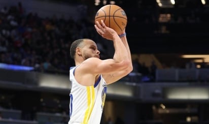 Stephen Curry se convierte en el máximo triplista de la NBA y supera a Allen