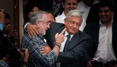 AMLO: 'En 2012, no me dejé besar por Sicilia, lo sentía falso'