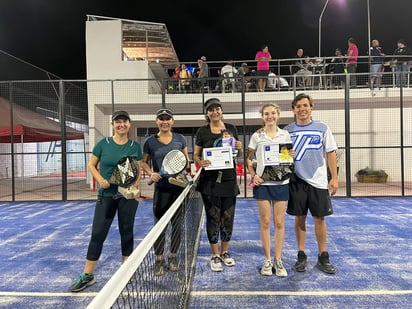 El primer torneo de padel raket se llevó a cabo en ramas femenil y varonil