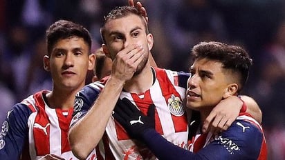 Participan Antuna y Mayorga en victoria de pretemporada de Chivas ante Colima FC 8-0