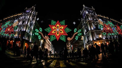 Ciudad de México arranca en el Zócalo la verbena navideña 2021