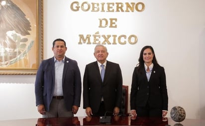 Se reúne AMLO con Sinhue por abastecimiento de agua