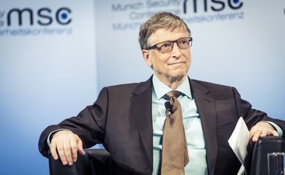 'Ómicron llegará a casa de todos', advierte Bill Gates