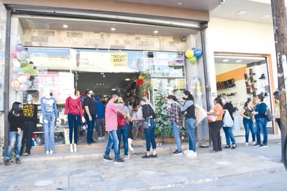 Familias de Monclova viven Navidad en medio de inflación y COVID-19