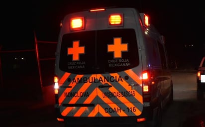 Dos motociclistas son brutalmente arrollados por una mujer al volante en Monclova