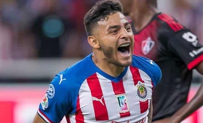 Chivas avanza con Alexis Vega, le ofrece aumento salarial del 100%