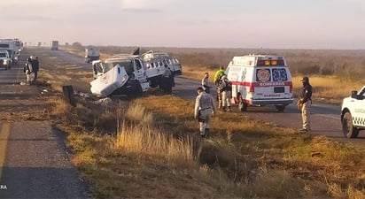 Mueren dos elementos de Guardia Nacional en volcadura en la Carretera 57 tramo Sabinas-Monclova