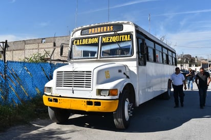 Camión del transporte público provocó accidente en la calle Carranza de la Zona Centro