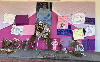 Ponen altar en plaza central de Altamirano