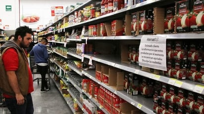 Pequeños comerciantes mexicanos alertan sobre aumento de precios y contagios