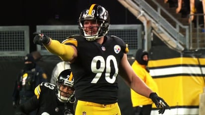 T.J. Watt llegó a 21.5 Sacks ante Cleveland y quedó a uno del récord de la NFL por campaña