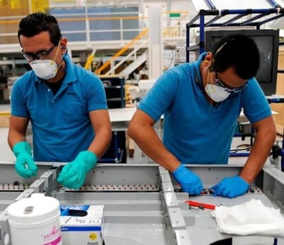 Monclovenses prefieren emigrar por falta de empleos