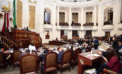 Diputados locales inician tarde primera sesión permanente del año