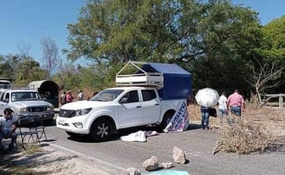 Pobladores de Jalapa del Marqués instalan bloqueo en carretera federal; es el primero de 2022