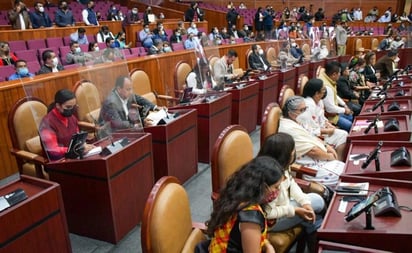 Rechaza Congreso de Oaxaca reestructura de deuda de mil 534 mdp, propuesta por gobierno estatal