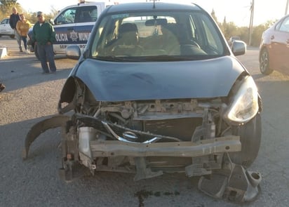 Motociclista termina en el hospital al ser arrollado por una mujer al volante en Monclova