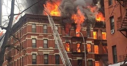 Incendio en un edificio de Nueva York deja más de medio centenar de heridos