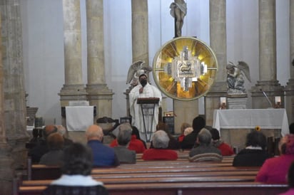 La iglesia recuerda cuando Jesús fue bautizado por Juan el Bautista 