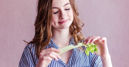 El apio beneficia tú salud y le da un plus a tú belleza