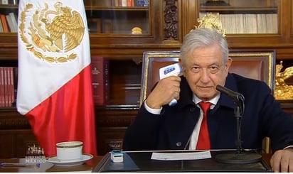 AMLO dice que sus síntomas son leves y se siente bien