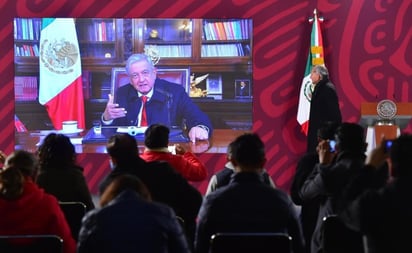 AMLO está estable y sigue conduciendo al país: Augusto López