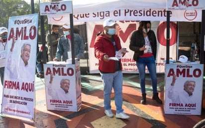 ¡Ahora hasta los muertos votan para la revocación de AMLO!