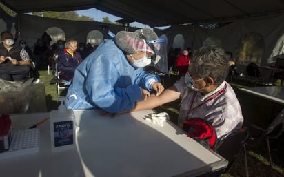 Salud: Pruebas sanguíneas no sirven para detectar el COVID 