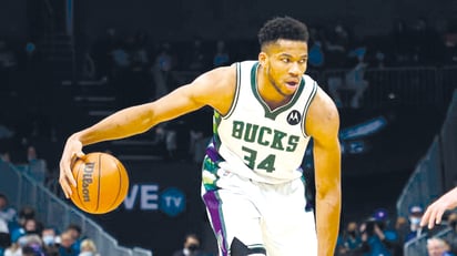 Los Bucks apalearon el jueves 118-99 a los Warriors 