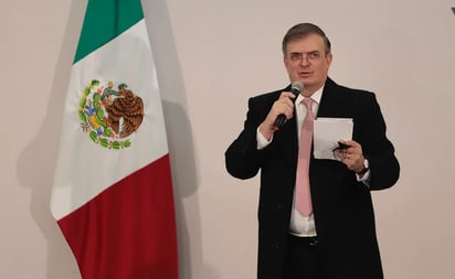 Marcelo Ebrard es reconocido por la Asociación de Control de Armas