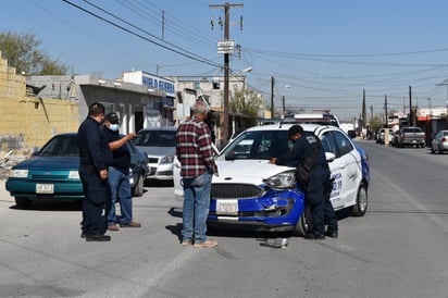 Frontera: Patrulla de COIVD-19 resulta dañada en accidente vehicular